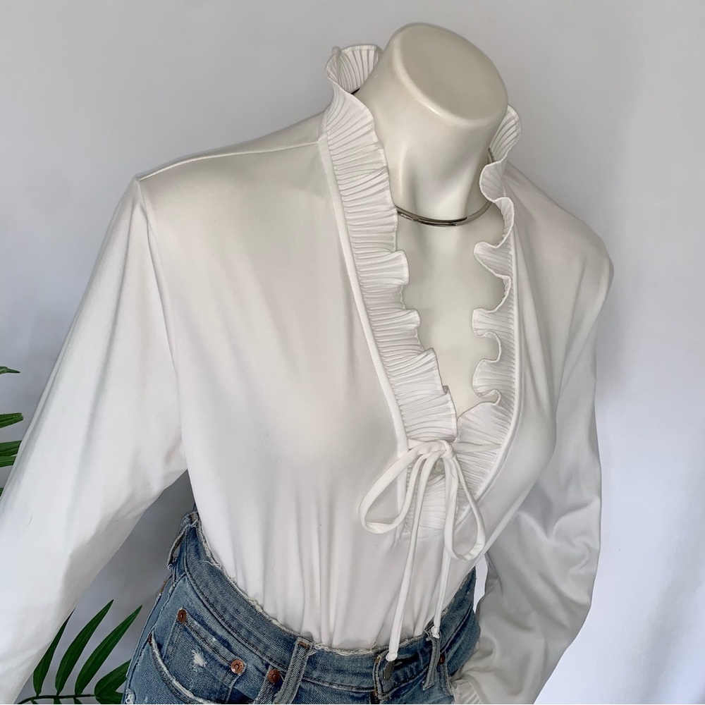 v i n t a g e :: Whimsical Romantic Ruffle Pleated Blouse - Picture 13 of 13